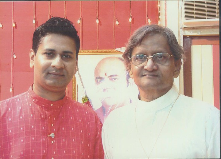 Shekhar with Ulhas Bapat